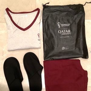 FIFA SET Unisex Womens Mens Qatar Airways NWT